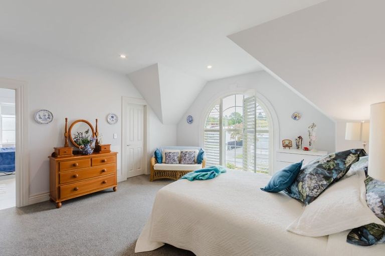 Photo of property in 135 Totara Street, Riccarton, Christchurch, 8041