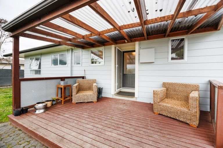 Photo of property in 127 Apollo Parade, Milson, Palmerston North, 4414