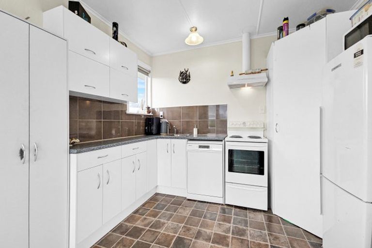 Photo of property in 6 Elliott Crescent, Owhata, Rotorua, 3010