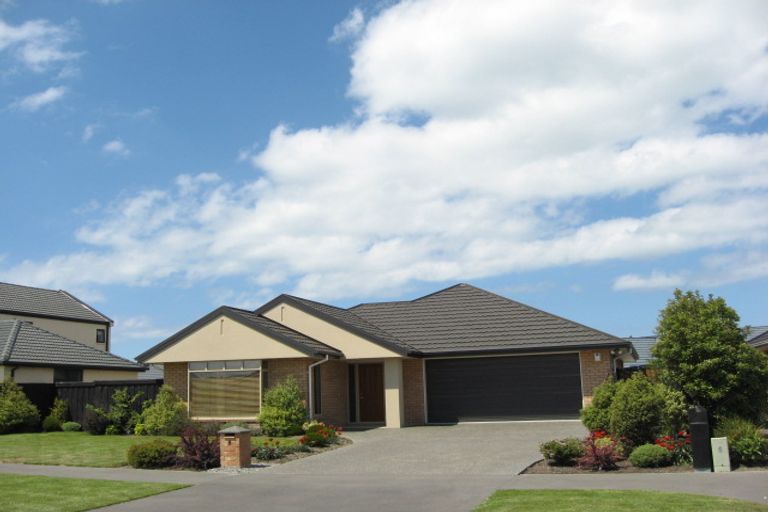 Photo of property in 5 Bottle Lake Drive, Parklands, Christchurch, 8083
