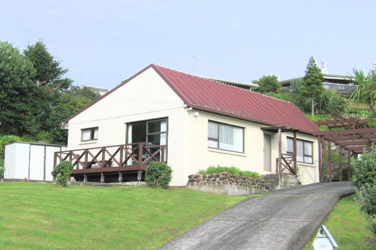 Photo of property in 26 Maori Hut Road, Red Beach, 0932