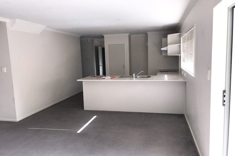 Photo of property in 18a Saralee Drive, Manurewa, Auckland, 2105