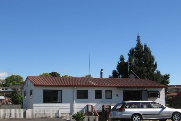 Photo of property in 2 London Place, Judea, Tauranga, 3110