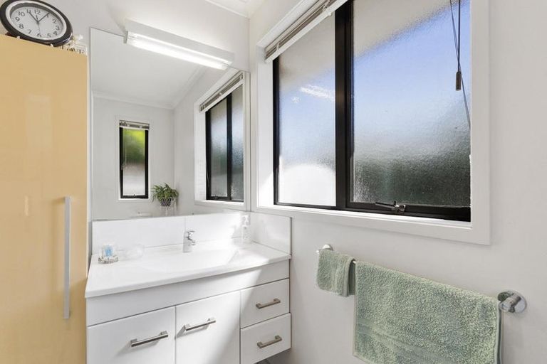 Photo of property in 12 Cotter Place, Cambridge, 3434