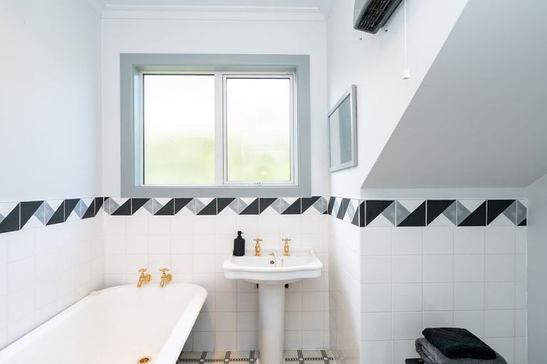 Photo of property in 99 Lewis Street, Gladstone, Invercargill, 9810