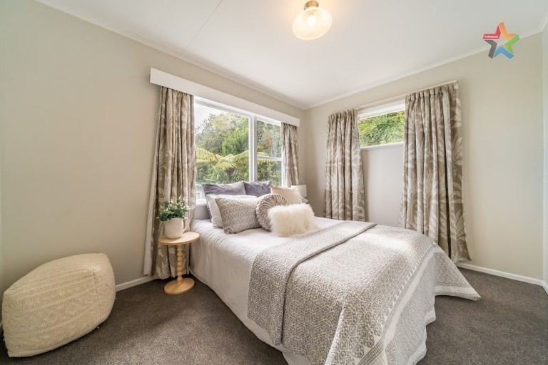 Photo of property in 231 Dowse Drive, Maungaraki, Lower Hutt, 5010