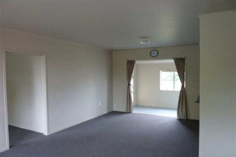 Photo of property in 35a Southsea Crescent, Silverdale, Hamilton, 3216