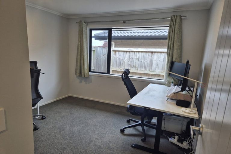 Photo of property in 18 Teatree Close, Huntington, Hamilton, 3210