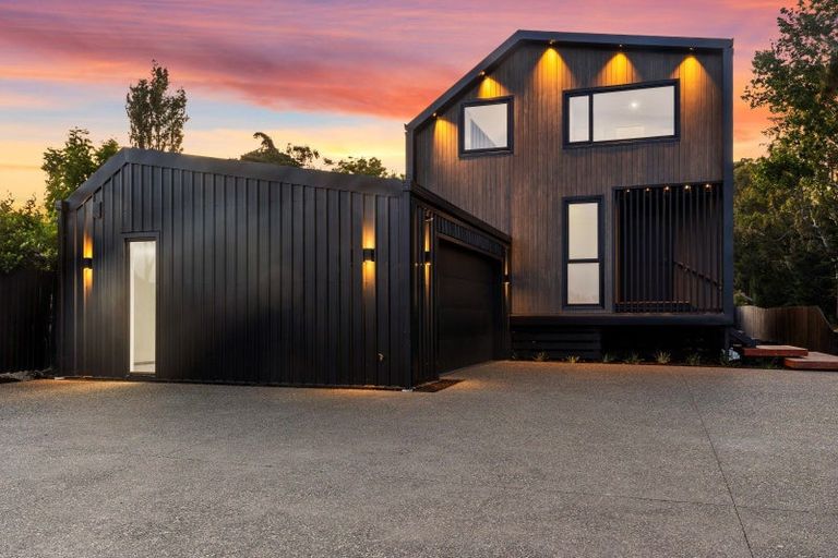 Photo of property in 53 Kings Avenue, Waikuku Beach, 7402