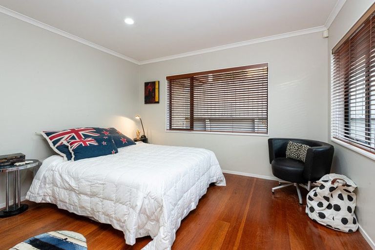 Photo of property in 35a Kowhai Road, Mairangi Bay, Auckland, 0630