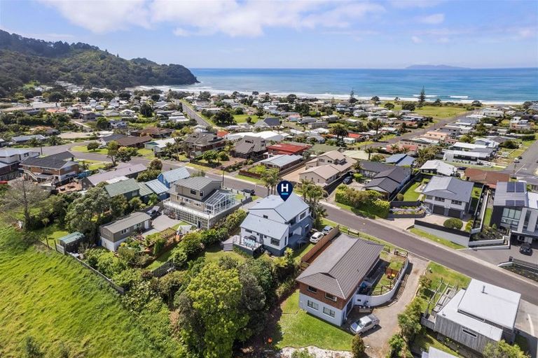 Photo of property in 11 Mayor View Terrace, Waihi Beach, 3611