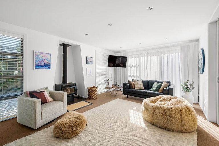 Photo of property in 15 Hunt Place, Albert Town, Wanaka, 9305