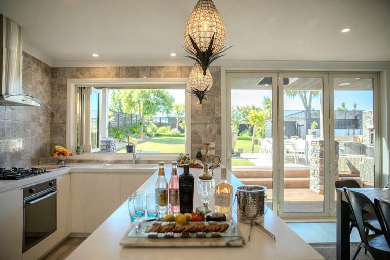 Photo of property in 26 Cambridge Street, Kensington, Timaru, 7910