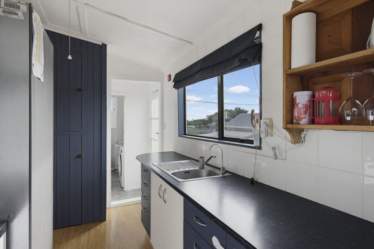 Photo of property in 84 Park Avenue, Waitarere Beach, Levin, 5510