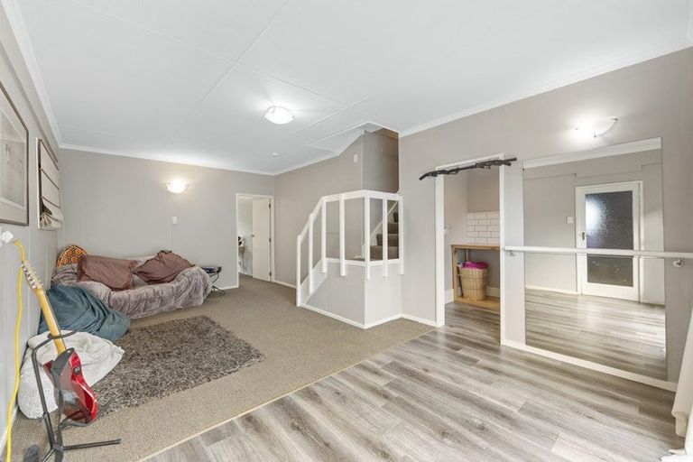 Photo of property in 58 Tomahawk Road, Andersons Bay, Dunedin, 9013