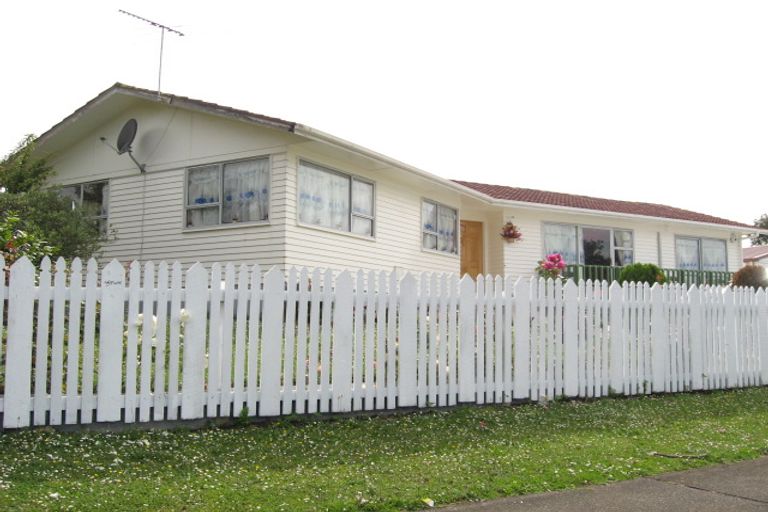 Photo of property in 46 Ashgrove Road, Mangere, Auckland, 2022