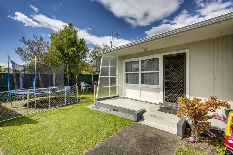 Photo of property in 1/118 Garnett Street, Raureka, Hastings, 4120
