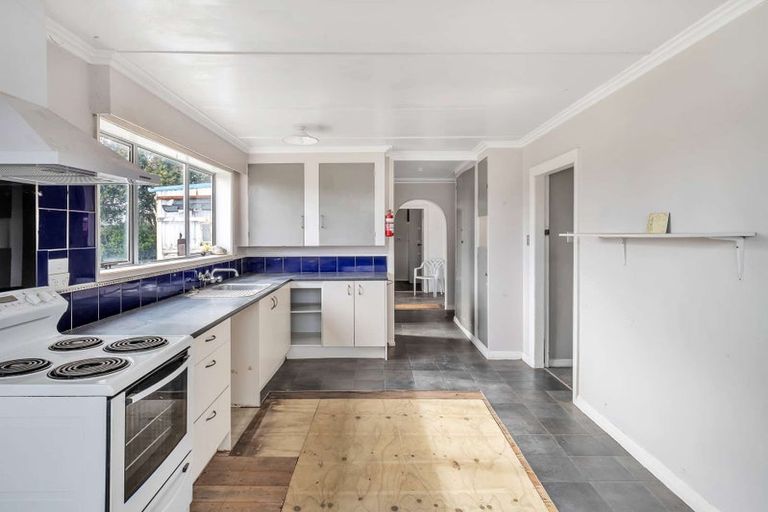 Photo of property in 3 Wharf Street, Castlecliff, Whanganui, 4501