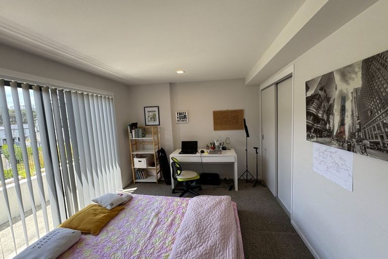Photo of property in 4 Mangrove Lane, Albany Heights, Auckland, 0632