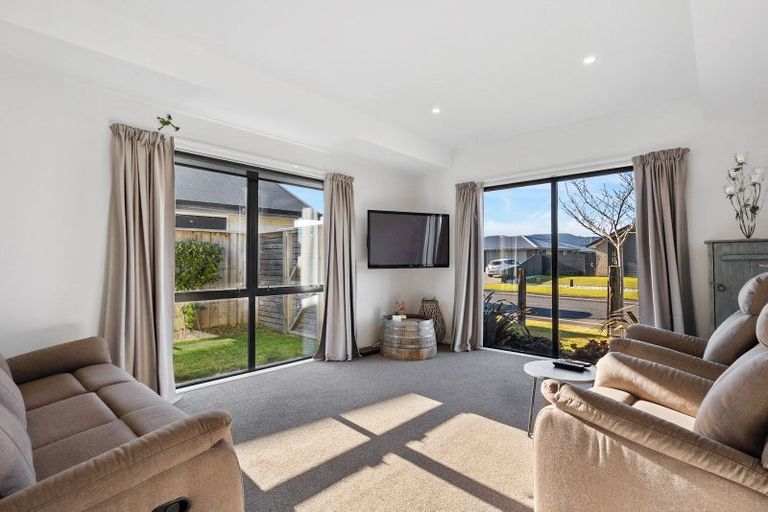 Photo of property in 27 Anderton Crescent, Mosgiel, 9024