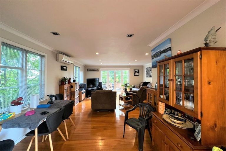 Photo of property in 249 Main Highway, Ellerslie, Auckland, 1060