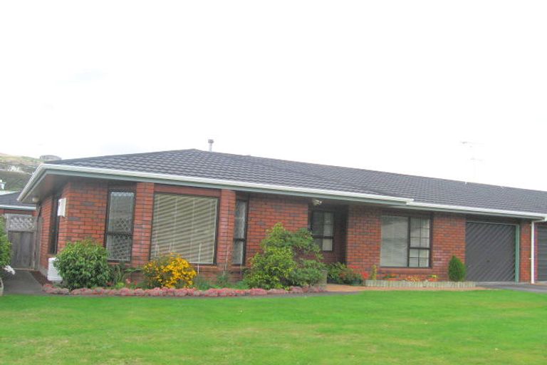 Photo of property in 92 Oxford Street, Tawa, Wellington, 5028