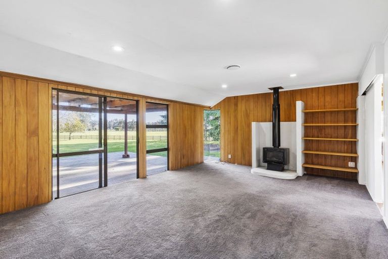 Photo of property in 12 Brookvale Lane, Taupaki, Henderson, 0782