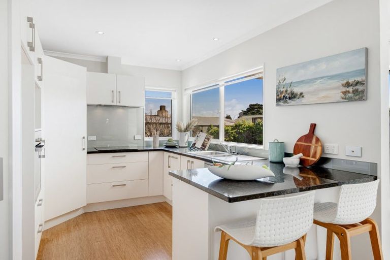 Photo of property in 28 Drake Street, Howick, Auckland, 2014