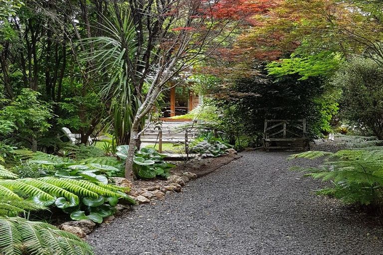 Photo of property in 425 Driving Creek Road, Coromandel, 3506