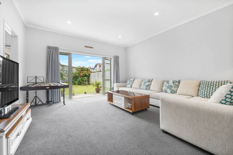 Photo of property in 48 Kaimoana Street, Weymouth, Auckland, 2103