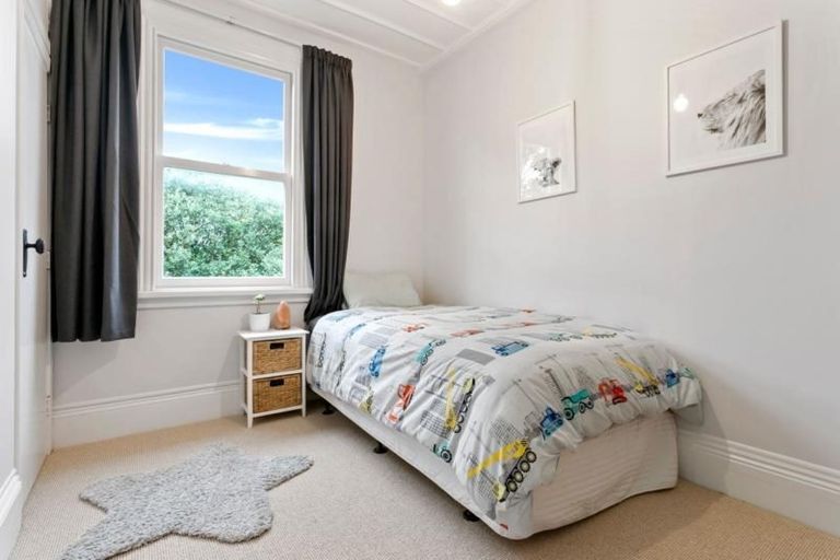 Photo of property in 29 Taupaki Road, Taupaki, Henderson, 0782