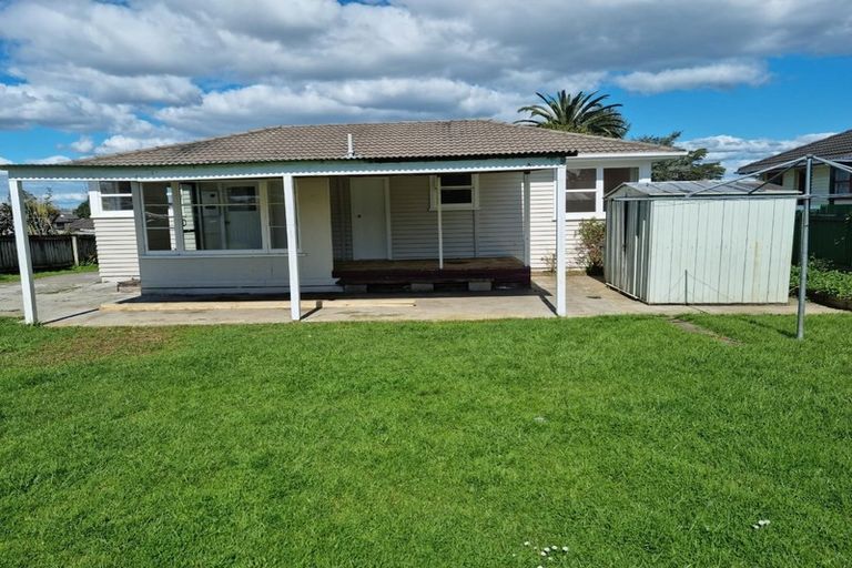 Photo of property in 16 Lachlan Place, Favona, Auckland, 2024