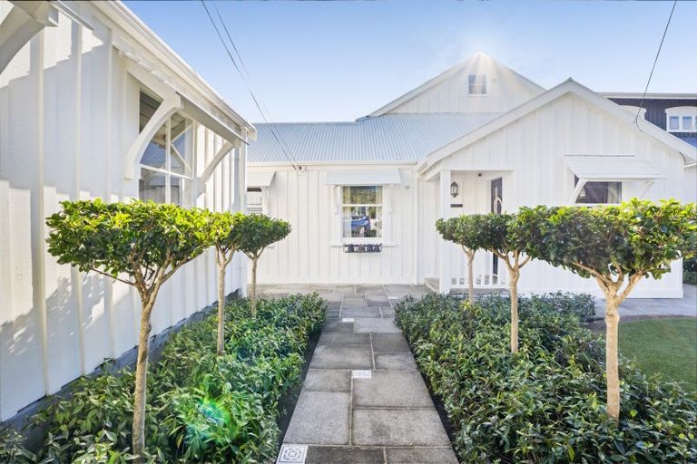 Photo of property in 89 Pendarves Street, New Plymouth, 4310