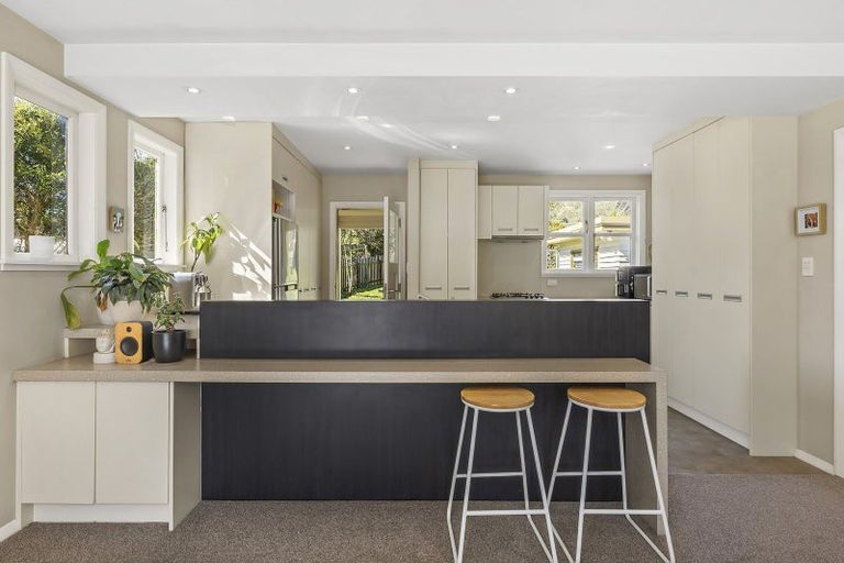 Photo of property in 10 Handyside Street, Tawa, Wellington, 5028