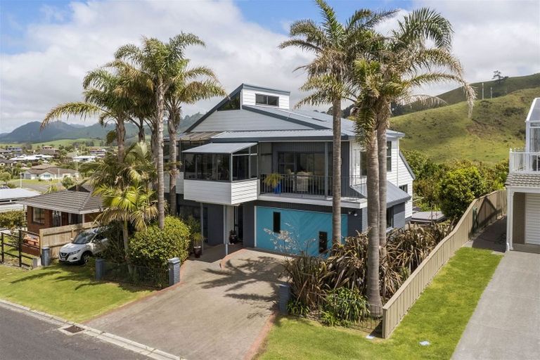 Photo of property in 11 Mayor View Terrace, Waihi Beach, 3611