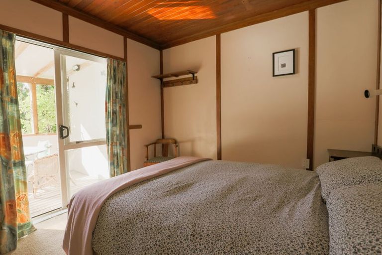 Photo of property in 19 Kapiti Place, Kairakau, Elsthorpe, 4295