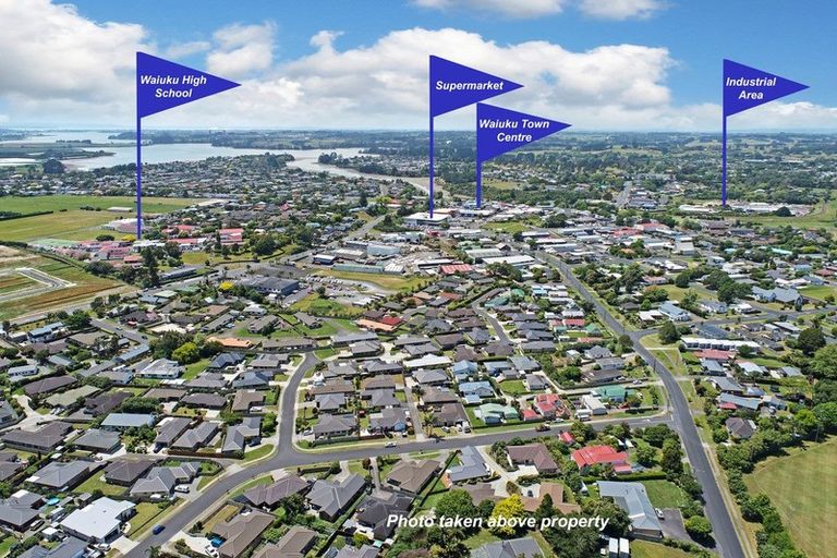Photo of property in 77 Martyn Street, Waiuku, 2123