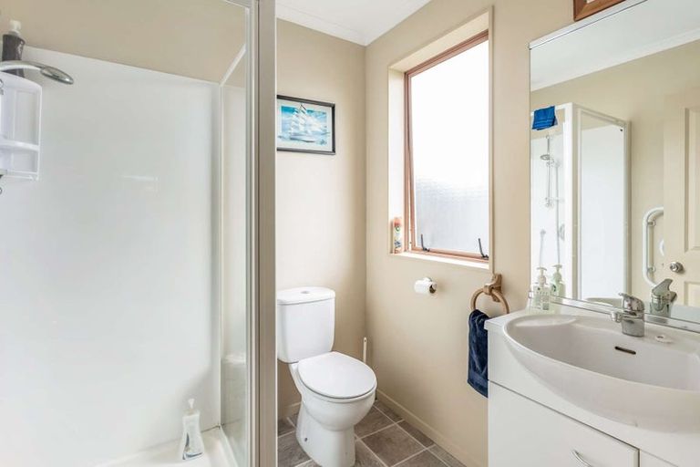 Photo of property in 47 Cholmondeley Crescent, Whitianga, 3510