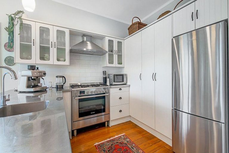 Photo of property in 403 The Terrace, Thames, 3500