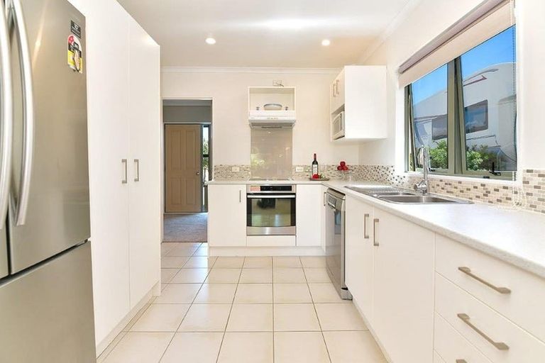 Photo of property in 11 Midshipman Court, Gulf Harbour, Whangaparaoa, 0930