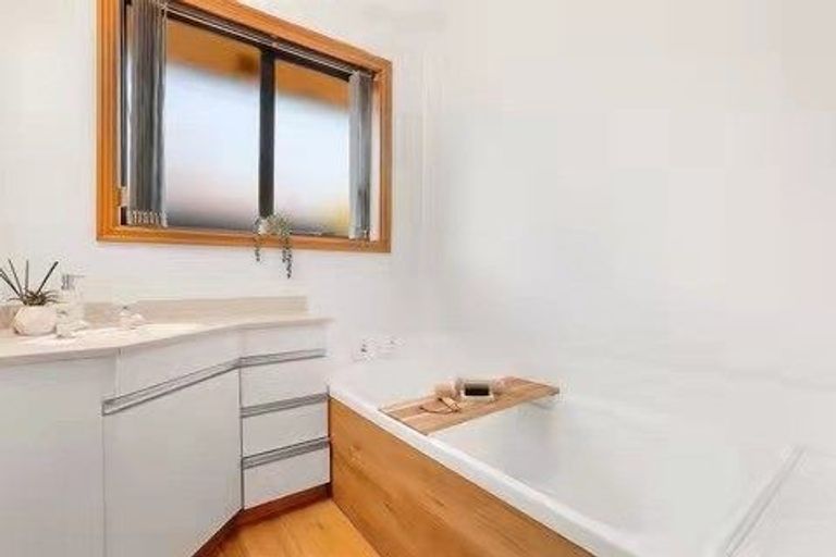 Photo of property in 30 Colligan Street, Upper Riccarton, Christchurch, 8041