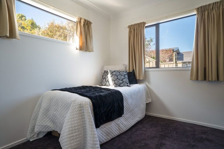 Photo of property in 4 Gifford Grove, Churton Park, Wellington, 6037