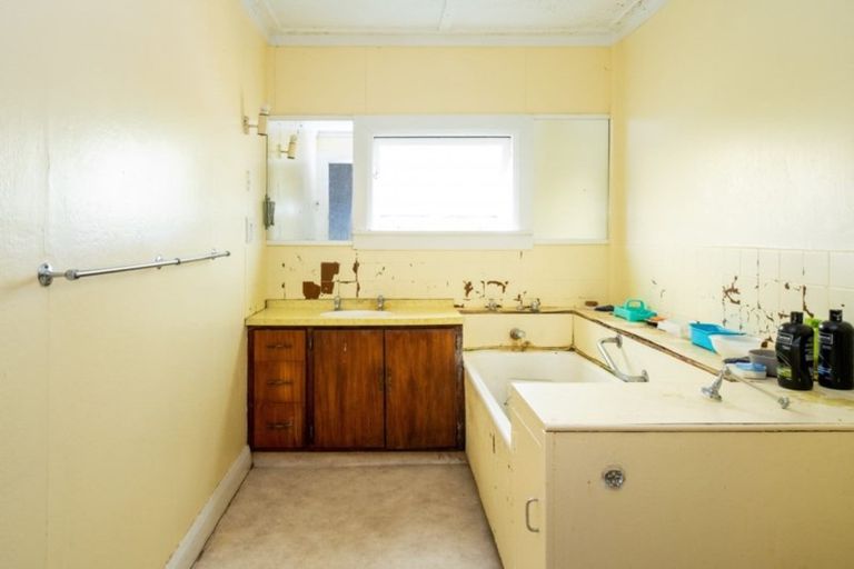 Photo of property in 221 Georges Drive, Napier South, Napier, 4110