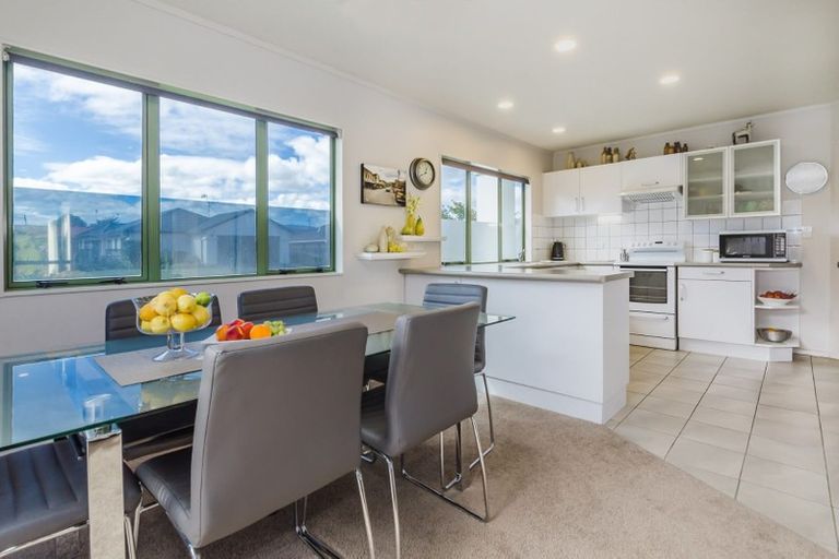 Photo of property in 6 Beachwater Grove, Paraparaumu Beach, Paraparaumu, 5032