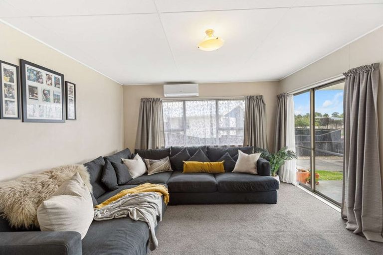 Photo of property in 44a Geraldine Crescent, Cloverlea, Palmerston North, 4412