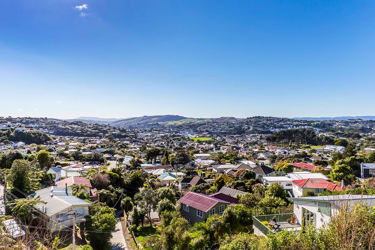 Photo of property in 7d Marjory Close, Broadmeadows, Wellington, 6035