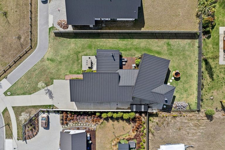 Photo of property in 17 Dingle Street, Lake Hawea, Wanaka, 9382