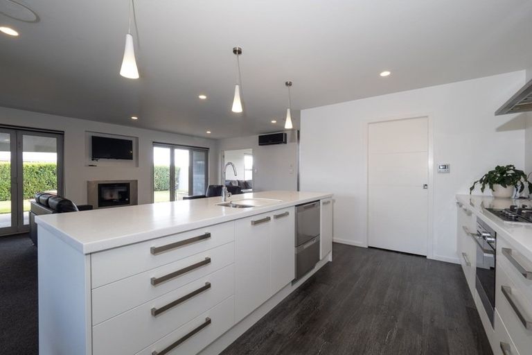 Photo of property in 12 Torbay Avenue, Huntingdon, Ashburton, 7774