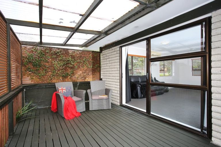 Photo of property in 30 Riverside Drive, Waiuku, 2123