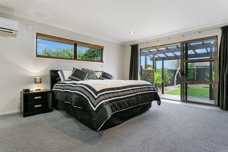 Photo of property in 3 Cooper Crescent, Cambridge, 3434